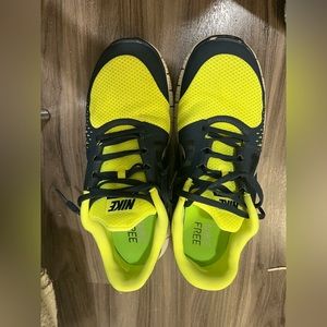 Men’s Nike - Size 12